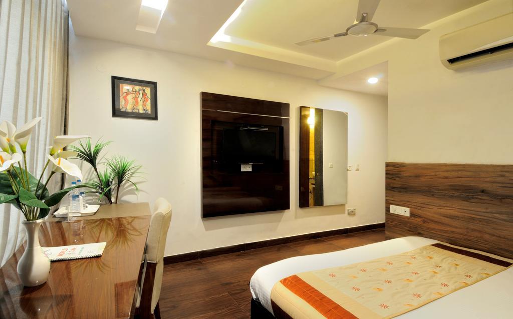 Hotel Cabana @ Pahar Ganj Neu-Delhi Exterior foto