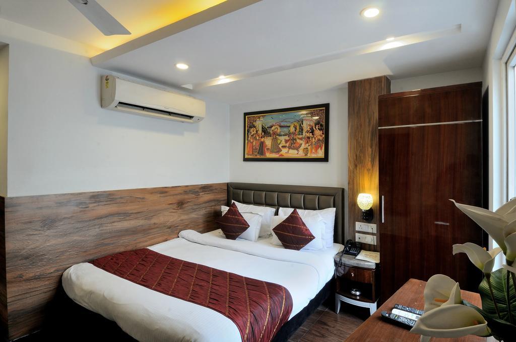 Hotel Cabana @ Pahar Ganj Neu-Delhi Exterior foto