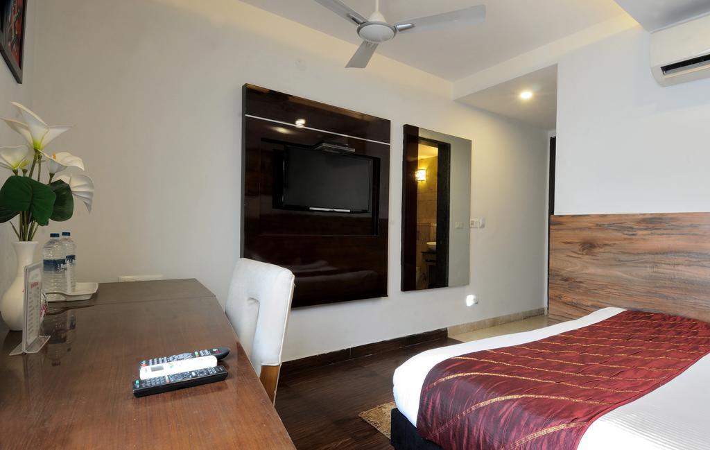 Hotel Cabana @ Pahar Ganj Neu-Delhi Exterior foto