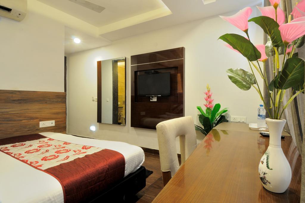 Hotel Cabana @ Pahar Ganj Neu-Delhi Exterior foto