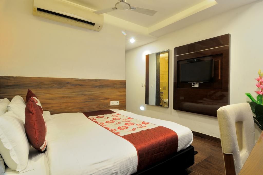 Hotel Cabana @ Pahar Ganj Neu-Delhi Exterior foto