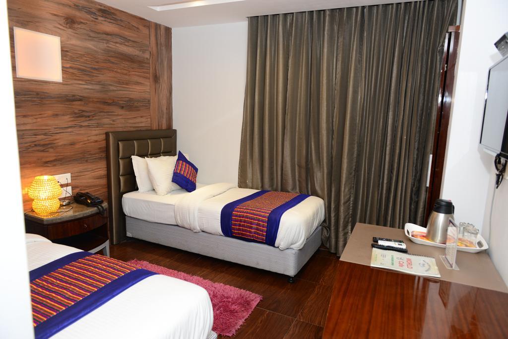 Hotel Cabana @ Pahar Ganj Neu-Delhi Exterior foto